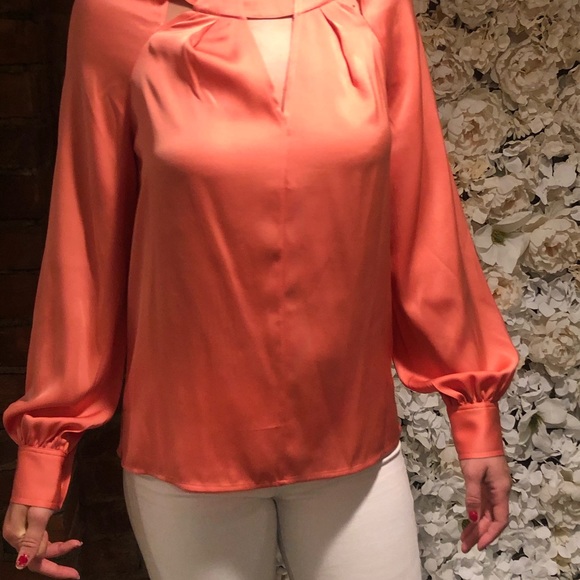 Trina Turk Women's Maritsa Silk Cutout Top - Picture 4 of 8